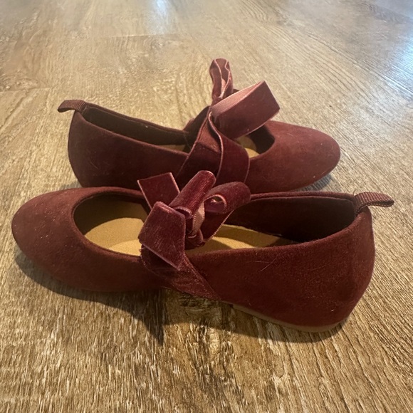 Velvet Burgundy Bow Flats - Picture 2 of 2